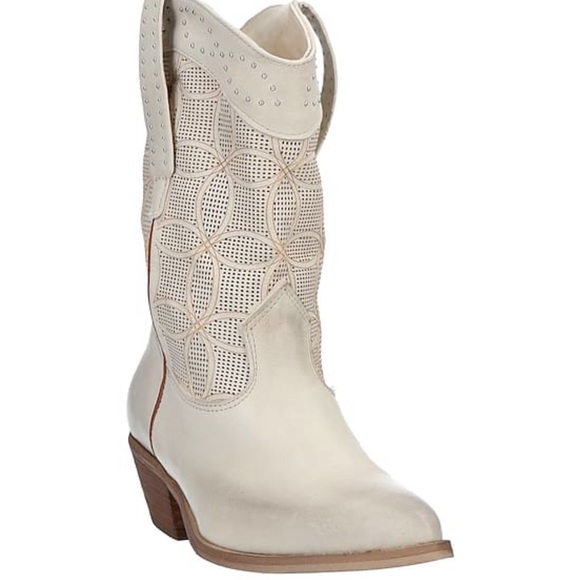 Made in Italy Cowgirl Ankle Boots Leather Upper Lining Perforated Design - 6.5 - Picture 8 of 13